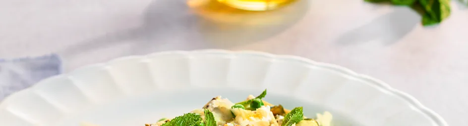 Open lasagne met gegrilde courgette, ricotta en munt