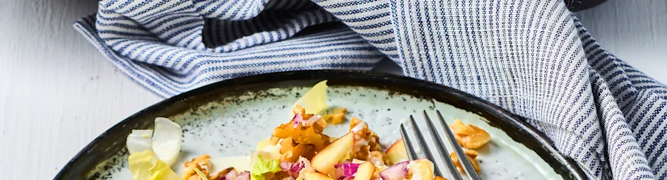 Witlofsalade met appel en bleekselderij