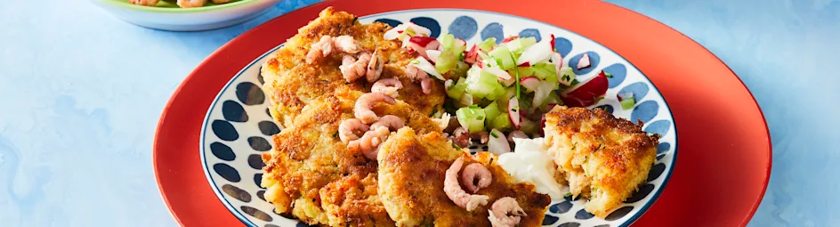 Viskoekjes met knapperige bleekselderijsalsa