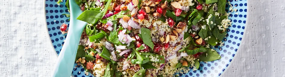 Spinaziecouscous met granaatappel en amandel