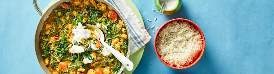 Indiase spinaziecurry met kip