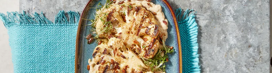 Bloemkoolsteaks met baba ganoush