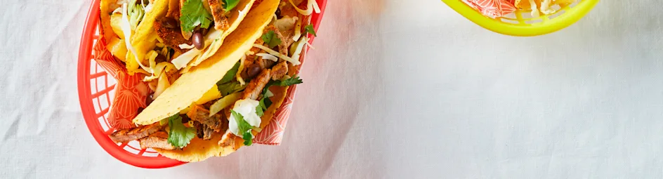 Taco's met gegrilde filetlapjes en ananas