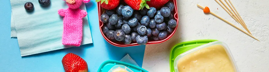 Fruitmix met mango-kokosdip