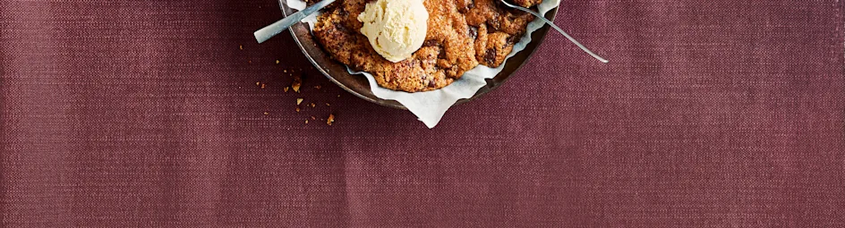 Chocolate chip cookie XL