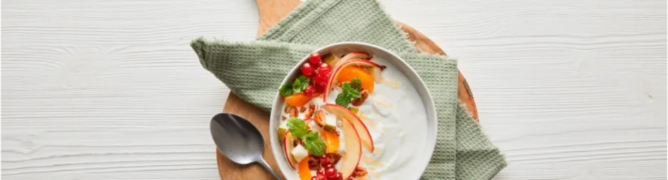 Magere kwark met winters fruit en honing