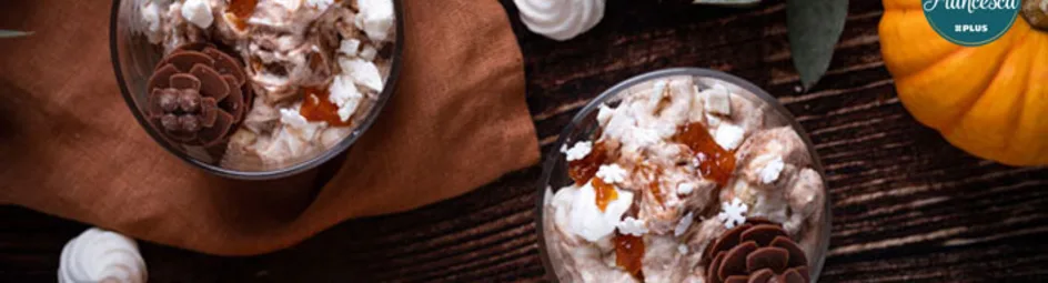 Eton mess met gekarameliseerde pompoen en chocolade
