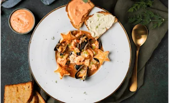 Bouillabaisse met rouille en citroenboter