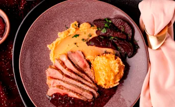 Entrecote met rode wijnsaus