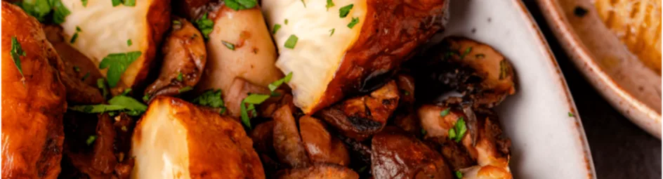 Geroosterde knolselderij met kastanjes en champignons