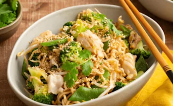 Noodles met snijbonen en koolvisfilet