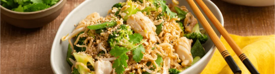 Noodles met snijbonen en koolvisfilet