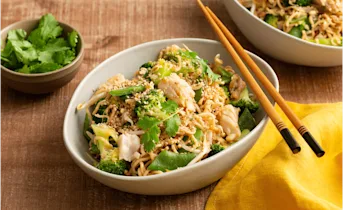 Noodles met snijbonen en koolvisfilet