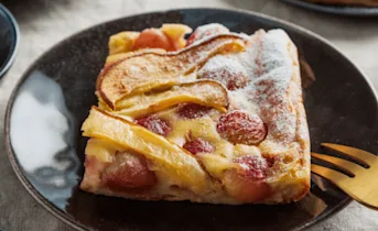 Druiven en peer clafoutis