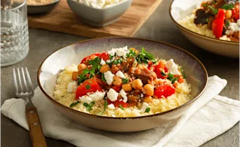 Couscous met auberginestoof en dadels