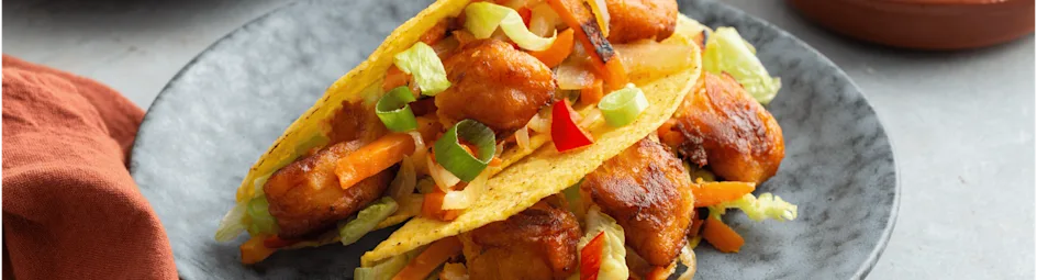 Taco's met chinese kool en kibbeling
