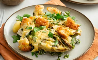 Gegrilde witlofschotel met kabeljauw