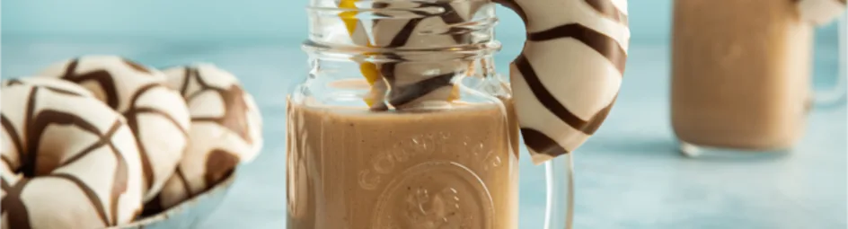Choco-banaan shake met donut