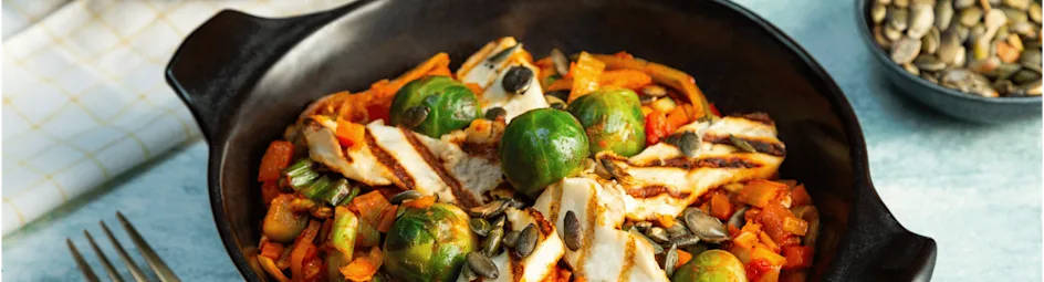 Spruitenstoof met halloumi