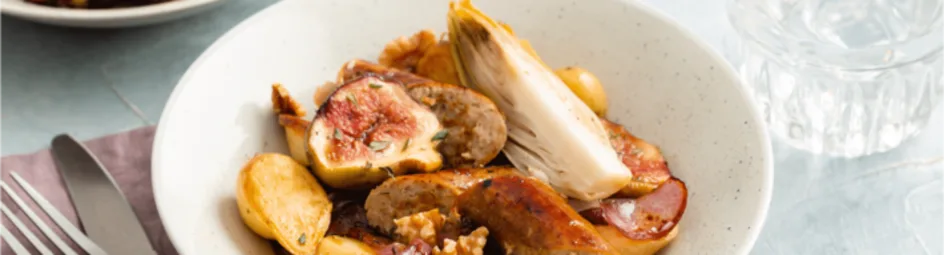 Kruidige verse worst met witof en krieltjes