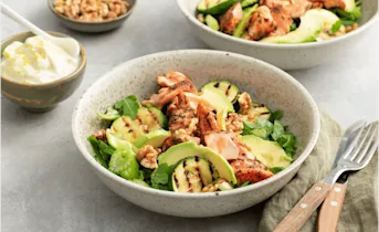 Salade met pulled salmon