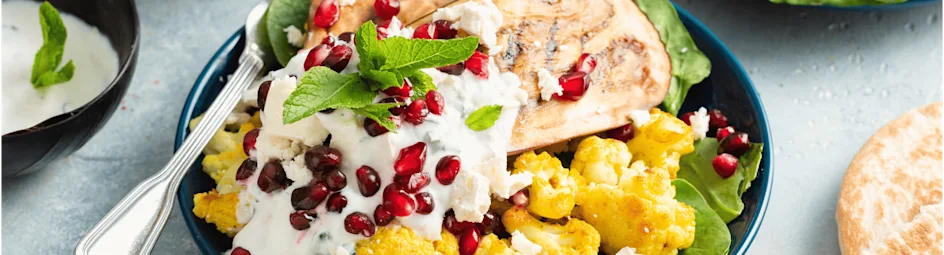 Gegrilde aubergine met citroen-muntsaus
