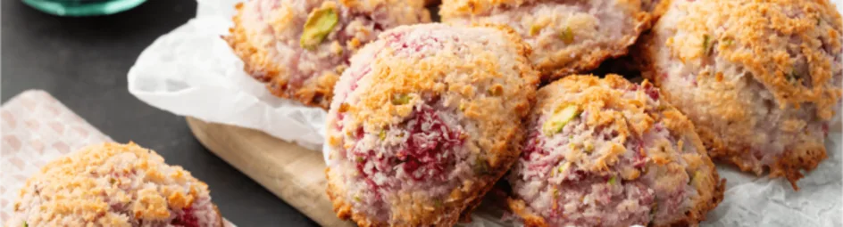 Kokosmakronen met framboos en pistache