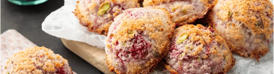 Kokosmakronen met framboos en pistache