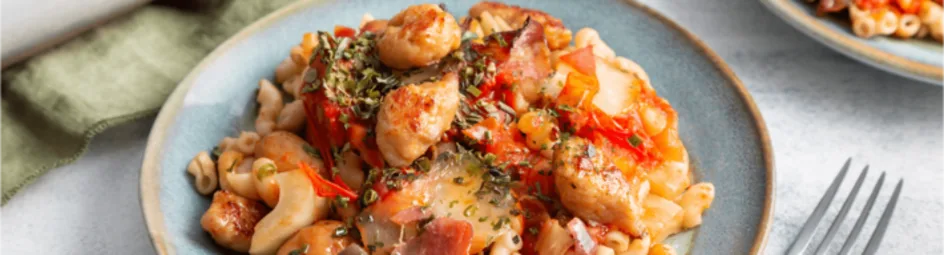 Macaroni ovenschotel met kip chipolata's