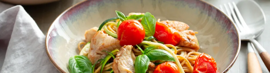 Courgette pasta met Victoriabaars