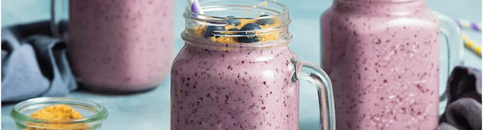Blauwe bessen milkshake
