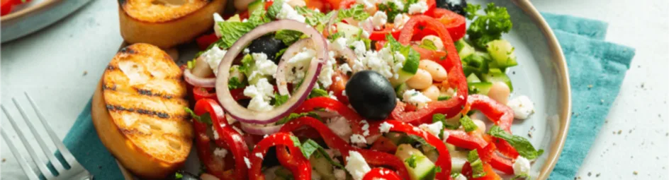 Frisse paprika-tomaten salade met feta