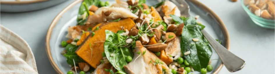 Rijstsalade met gerookte makreel