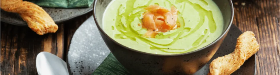 Preisoep met gerookte zalm