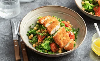 Boerenkoolsalade met visschnitzel