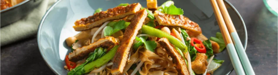 Noedels met bonen en paksoi