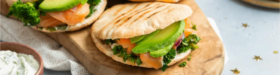 Pita met gerookte zalm