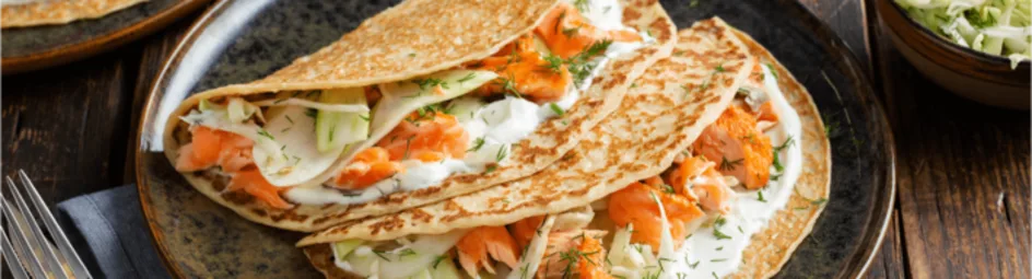 Hartige pannenkoeken met pulled salmon