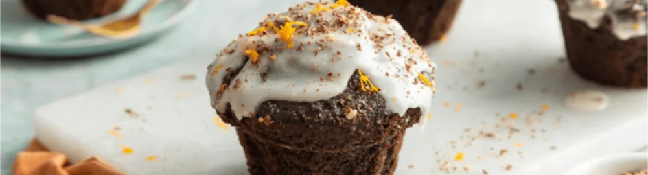 Chocolade muffins met sinaasappelglazuur