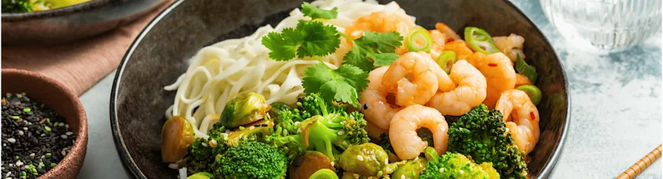 Sweet chili garnalen met Aziatische spruitjes