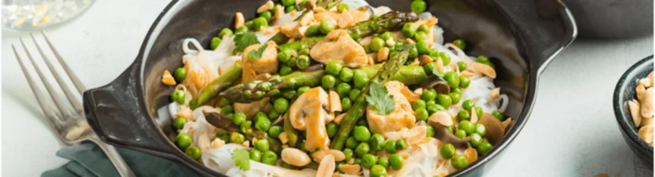 Rode curry met asperges en kip