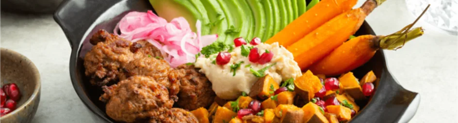 Kleurrijke vegetarische bowl