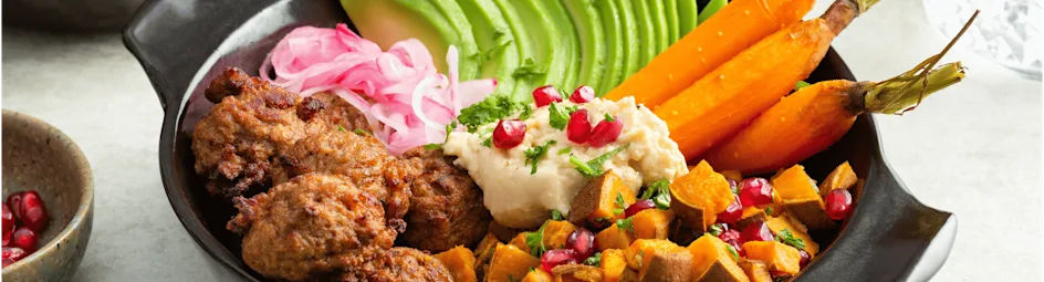 Kleurrijke vegetarische bowl