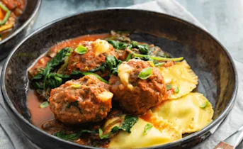 Pasta met Old Amsterdam gehaktballetjes