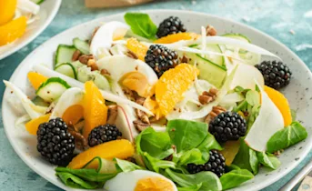 Frisse witlof-venkel salade met sinaasappel