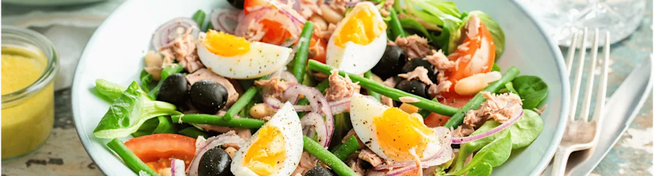 Salade niçoise met mosterddressing