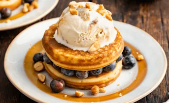 American pancakes met ijs