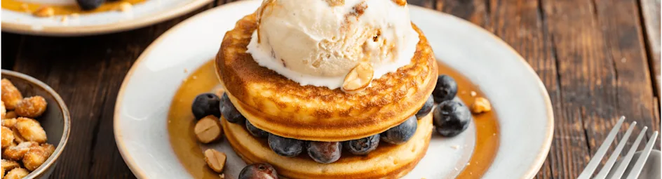 American pancakes met ijs