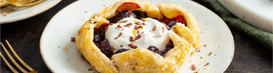 Mini bosbes-galettes met citroenyoghurt