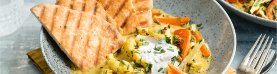 Romige rode linzencurry